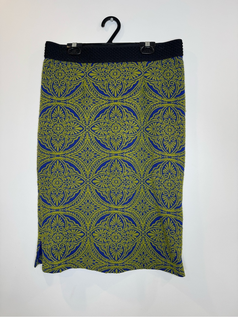 Maeve medaillon Knit Jacquard Skirt Blue Green Pull Sz Medium Side Zipper Slits